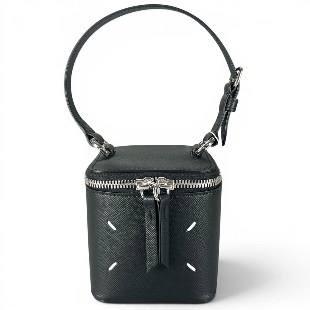 Pristine Maison Margiela Handbag Vanity bag black leather Women SA2VL0012