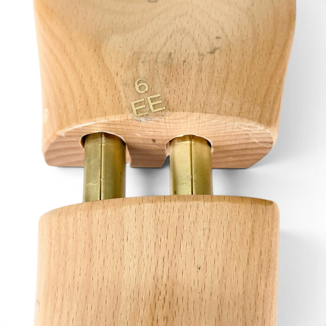 Discounted Great John Lobb Shoe tree With logo shoe tree natural wooden mens 6EE