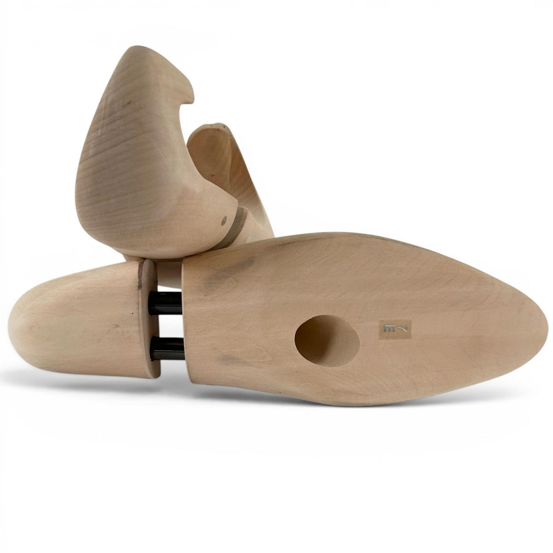 Discounted Great John Lobb Shoe tree Logo-engraved shoe trees natural wooden mens