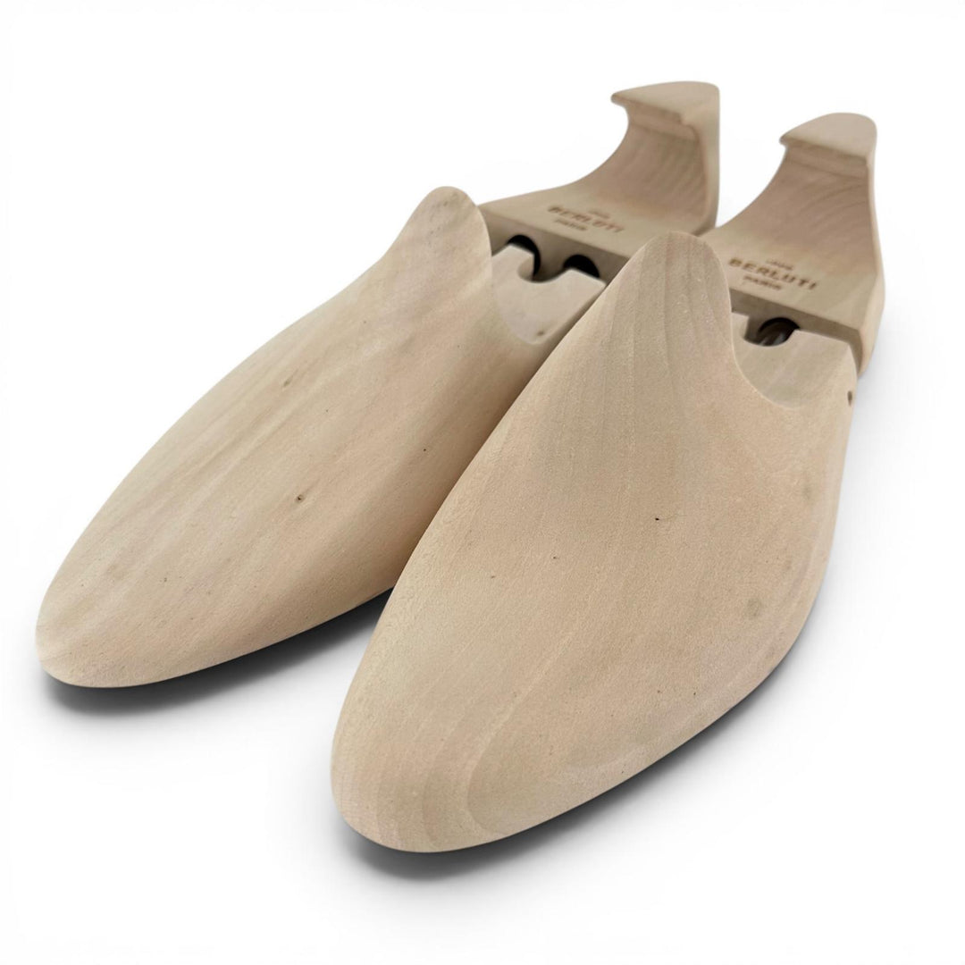 Discounted Great BERLUTI Shoe tree Logo-engraved shoe trees natural wooden mens 6