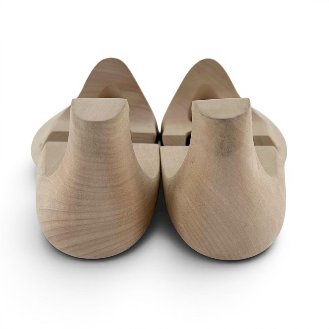 Discounted Great BERLUTI Shoe tree Logo-engraved shoe trees natural wooden mens 9