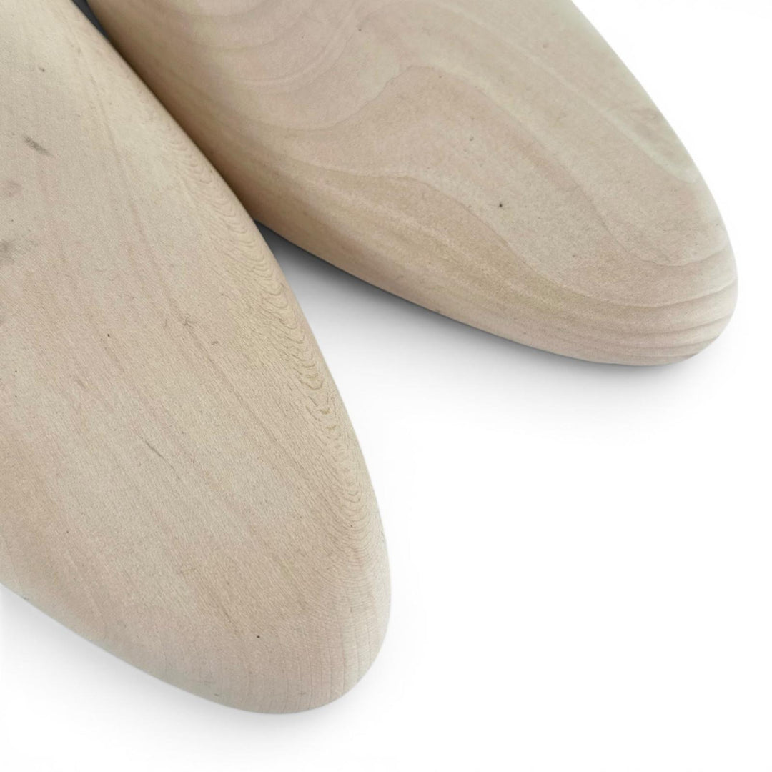 Discounted Great BERLUTI Shoe tree Logo-engraved shoe trees natural wooden mens 9