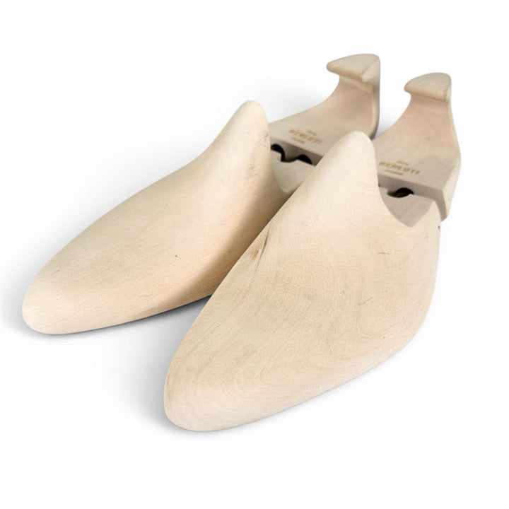 Discounted Great BERLUTI Shoe tree Logo-engraved shoe trees natural wooden mens 9