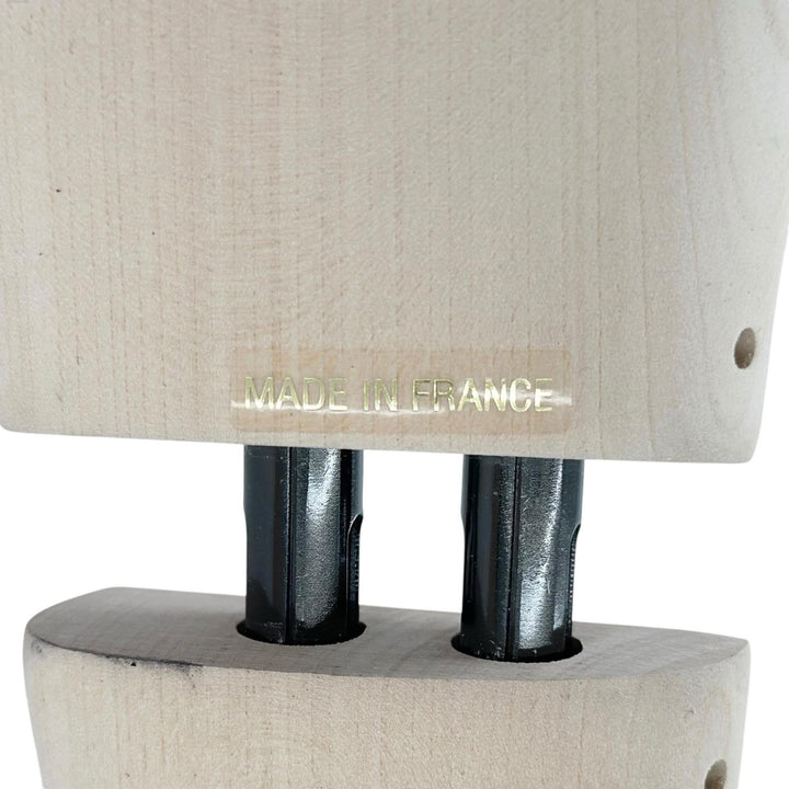 Discounted Excellent BERLUTI Shoe tree Logo-engraved shoe trees natural wooden mens 10