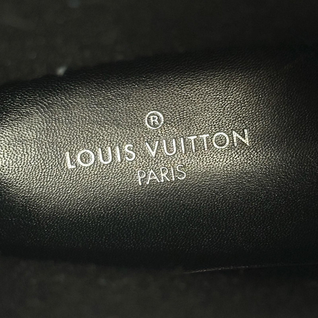Excellent LOUIS VUITTON boots Monogram Rain black rubber Women 38