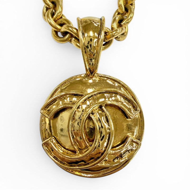 Excellent CHANEL Necklace 1994 gold Women 94P