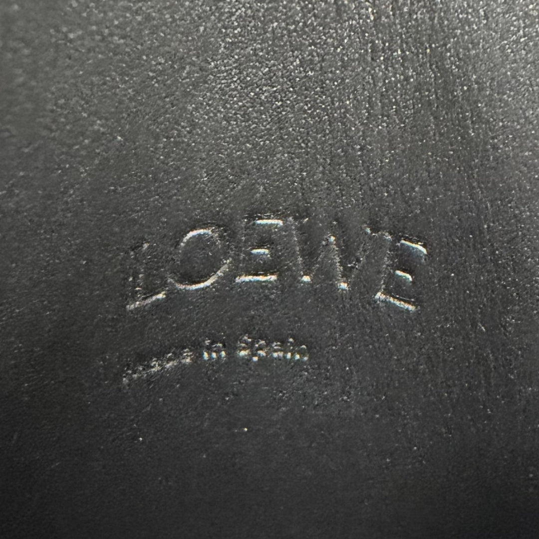 Excellent LOEWE Shoulder Bag Dice Pocket Anagram black Classic calf C630R12X01