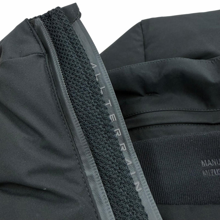 Very Good DESCENTE ALLTERRAIN MIZUSAWA DOWN Down jacket black M DAMYGK30U