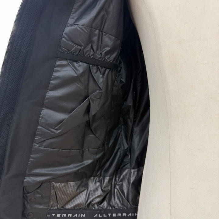 Very Good DESCENTE ALLTERRAIN MIZUSAWA DOWN Down jacket black M DAMYGK30U