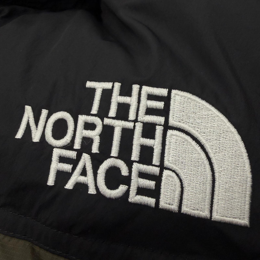 Great THE NORTH FACE Down jacket Nuptse Jacket black Nylon mens M ND92335