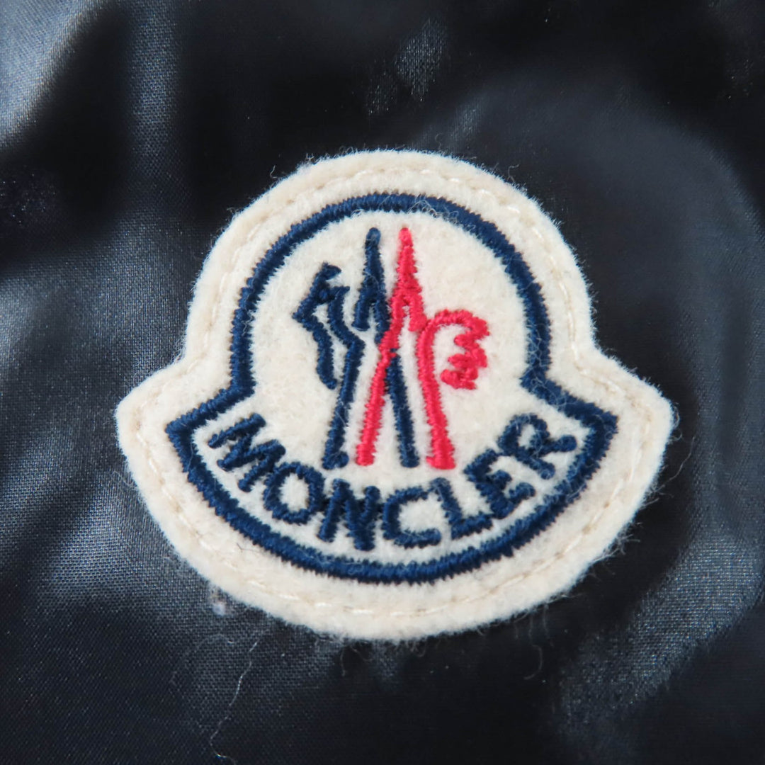 Great MONCLER Down jacket SANGATTE With logo patch black Nylon Women 3