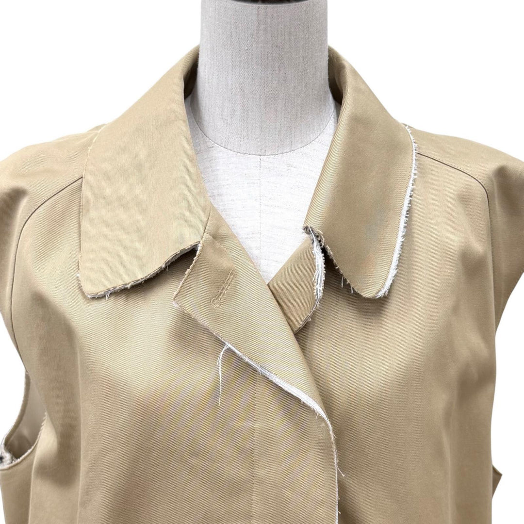 Great MIUMIU coat Belted, logo patch, cut-off sleeveless top cotton 40 MS1933