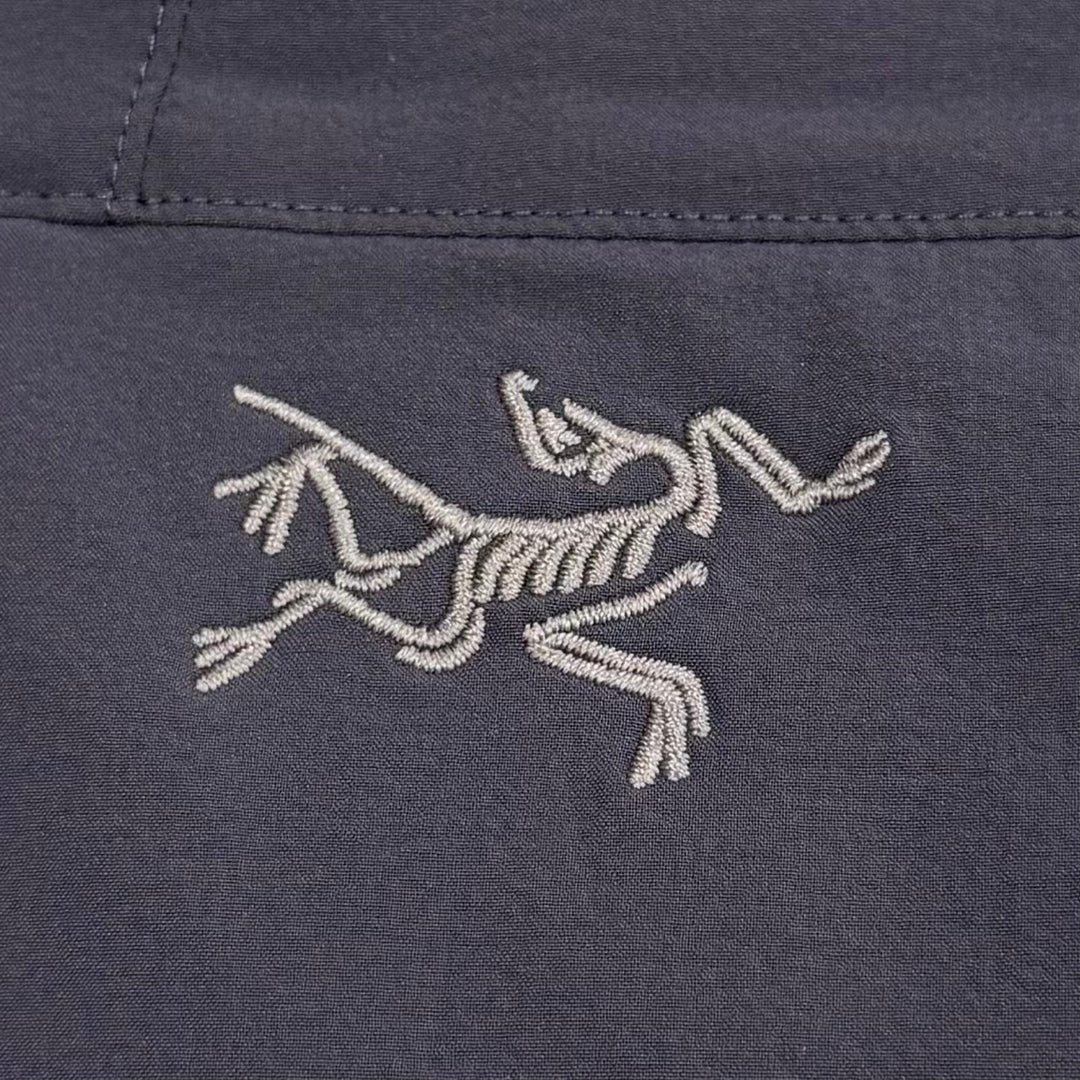 Great ARC TERYX Down jacket Epsilon Down Hoody Navy Nylon mens M X000009895