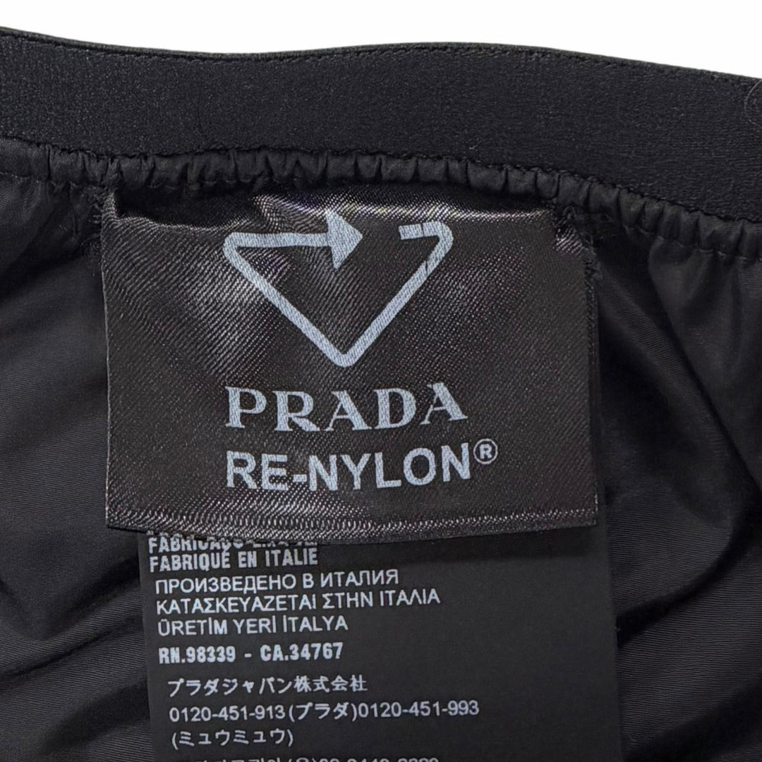Excellent PRADA Pants black recycled polyamide Women 22Y887