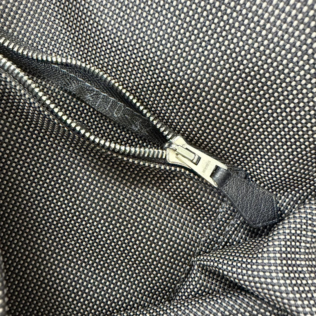 Great HERMES Shoulder Bag Her Line Bassus MM Serie Button Messenger Bag