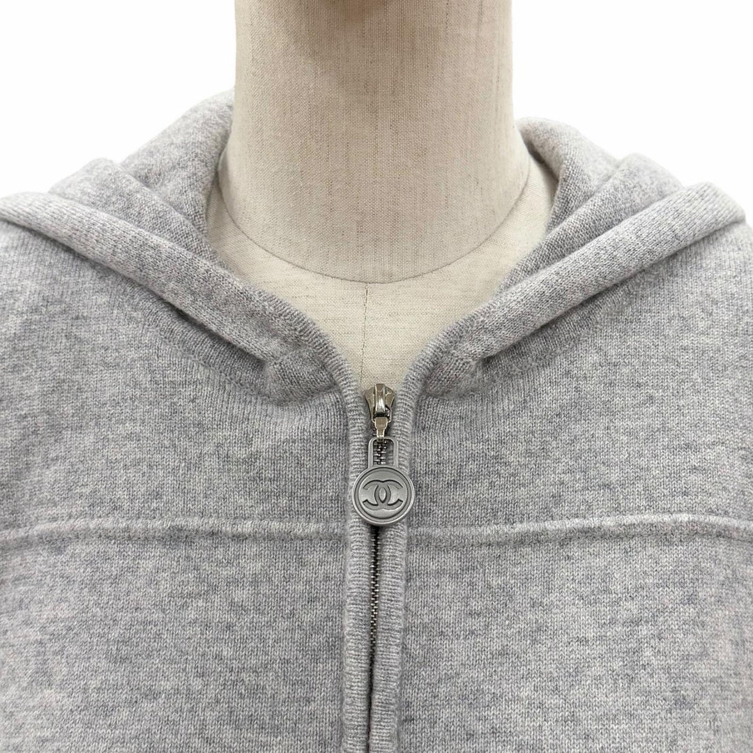 Great CHANEL hoodie gray cashmere Women 46 P39408