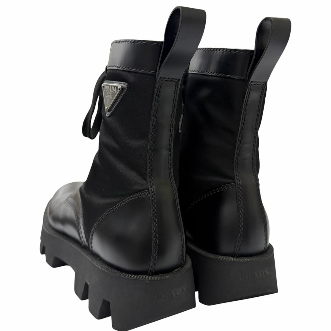 Great PRADA Ankle boots triangle logo triangle plate black leather mens 6 2UE006