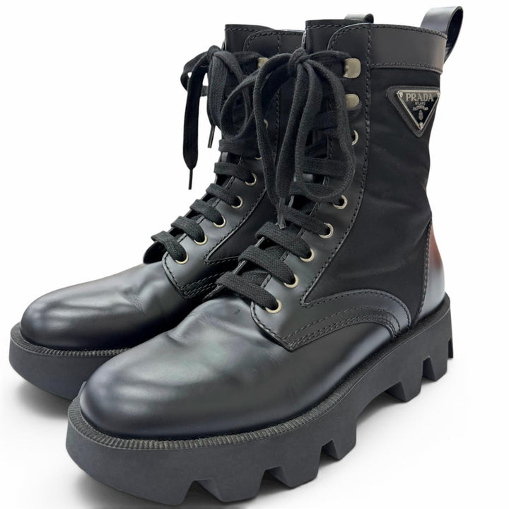 Great PRADA Ankle boots triangle logo triangle plate black leather mens 6 2UE006
