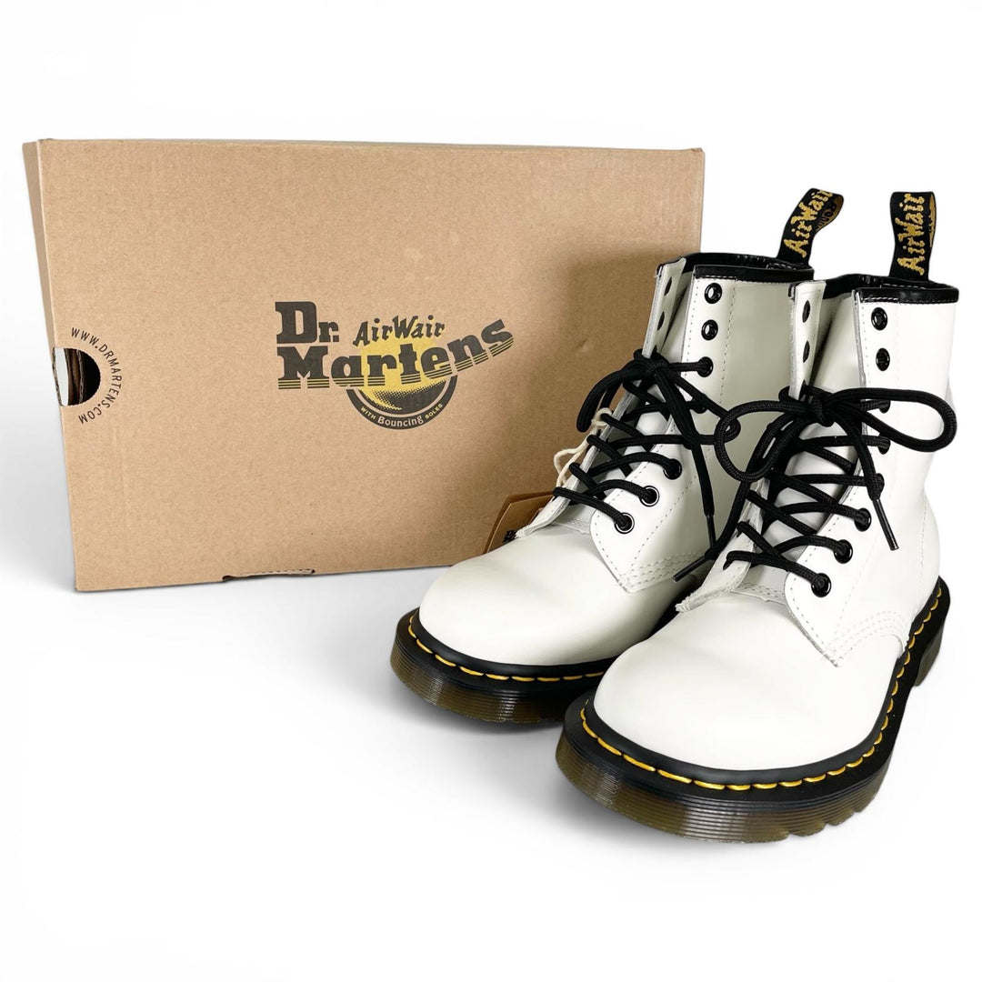 Pristine Dr.Martens boots 1460 Yellow stitch 8-hole white Women 11822100