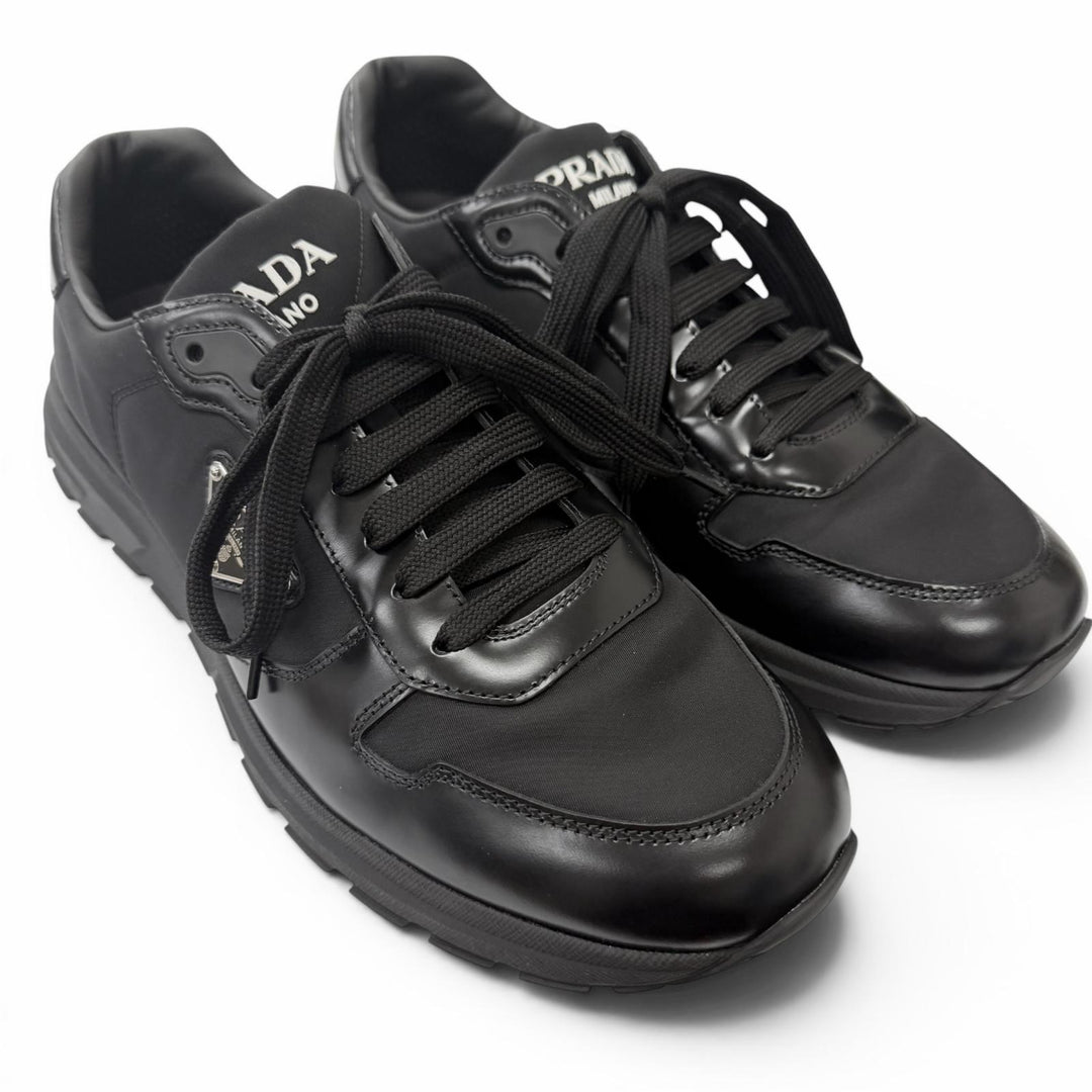 Great PRADA Low cut sneakers PRAX 01 Triangle logo Re-Nylon black