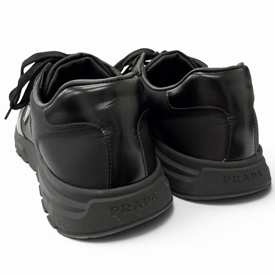 Great PRADA Low cut sneakers PRAX 01 Triangle logo Re-Nylon black
