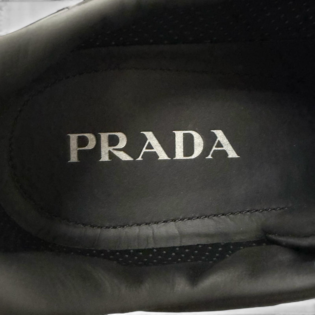 Great PRADA Low cut sneakers PRAX 01 Triangle logo Re-Nylon black
