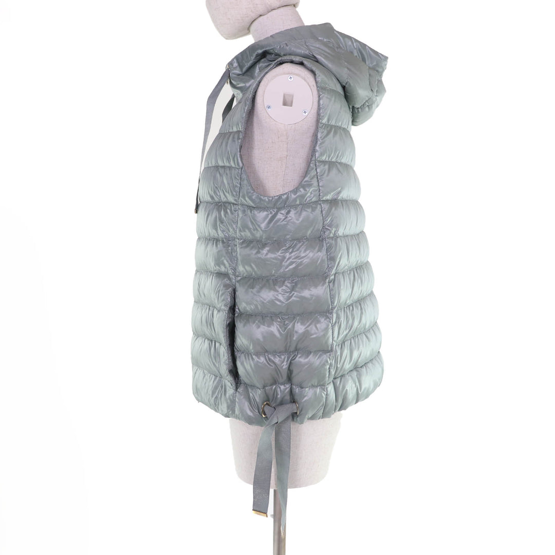 Excellent Herno Down vest Logo Metal Hem Design Hooded Zip-Up green 44 PI001687D