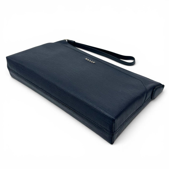 Excellent BALLY Clutch bag LEDDON Comes with a logo metal pouch. Navy leather