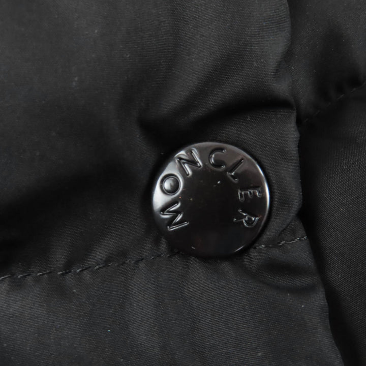 Great MONCLER down coat AUBIGNY Logo patch and hood black polyester Women 0
