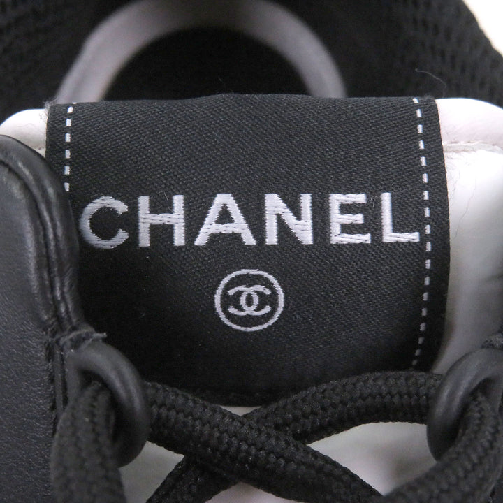 Great CHANEL Low cut sneakers COCO Mark Ivory leather mens 42 G45213