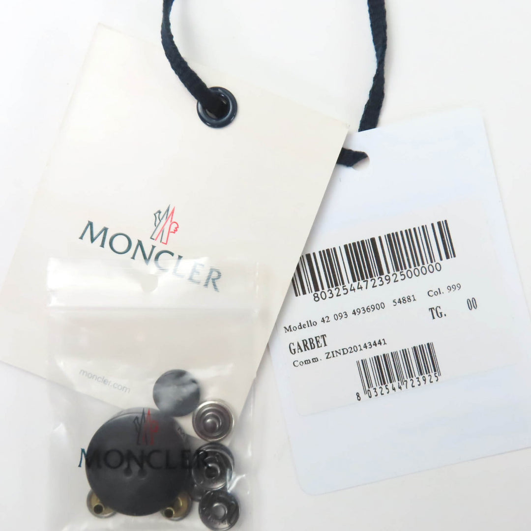 Great MONCLER down coat GARBET Logo button, hooded zip-up jacket black Women 00