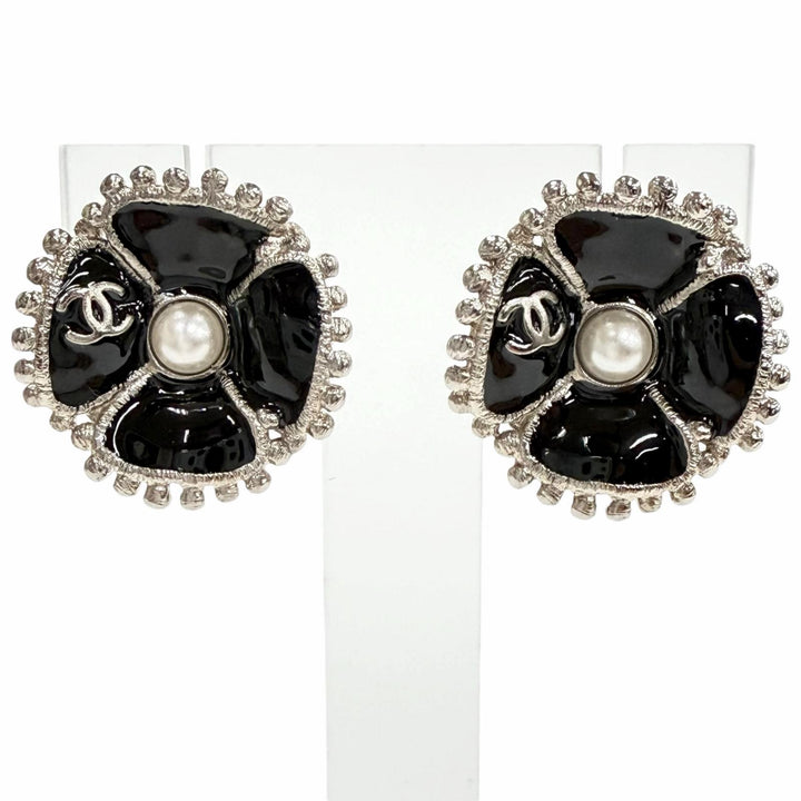 Great CHANEL Pierce black Women F23K ABC214
