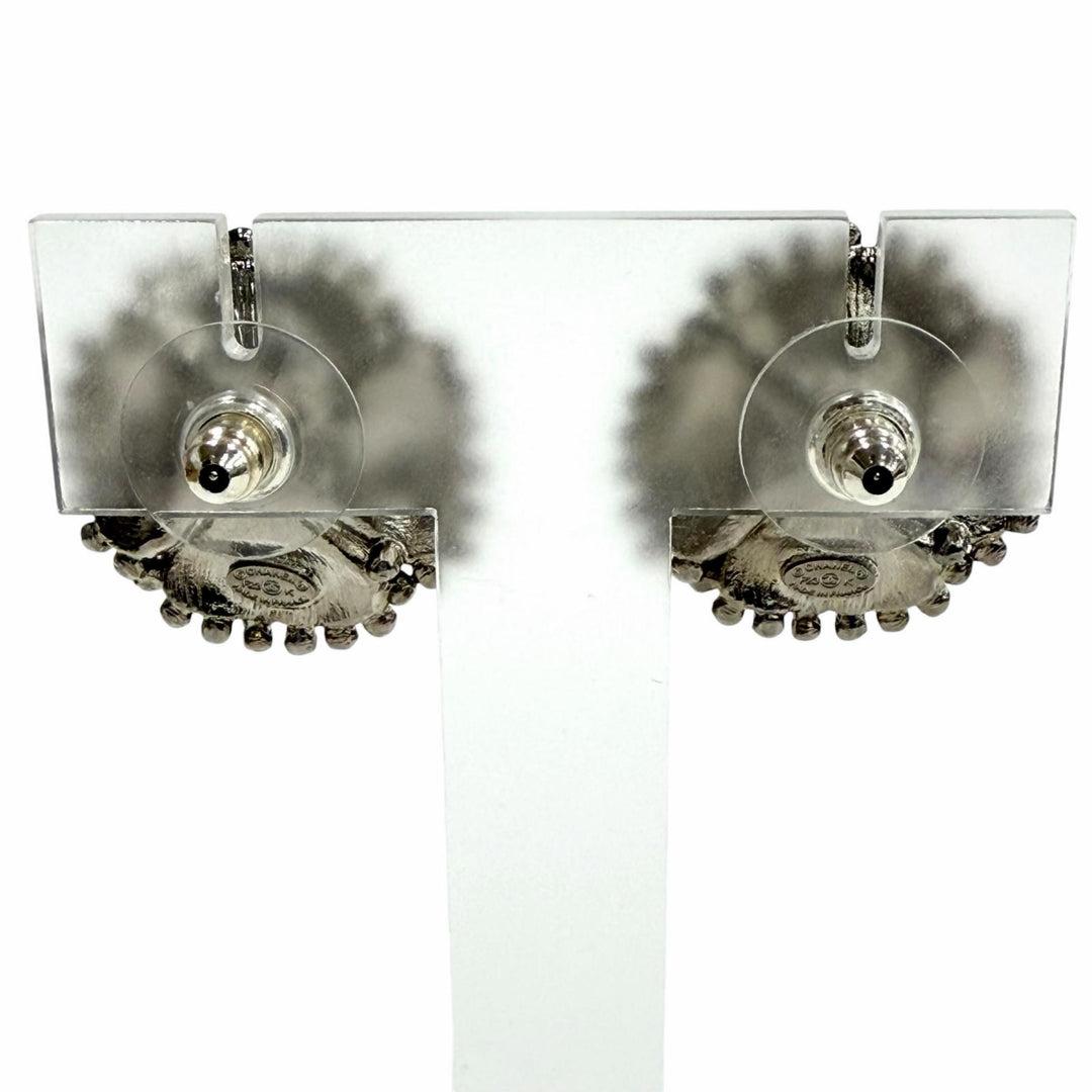 Great CHANEL Pierce black Women F23K ABC214