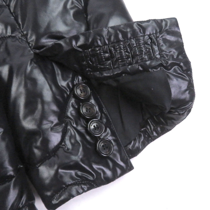 Excellent BURBERRY Jacket Logo buttons, tailored style, padded, quilted. black