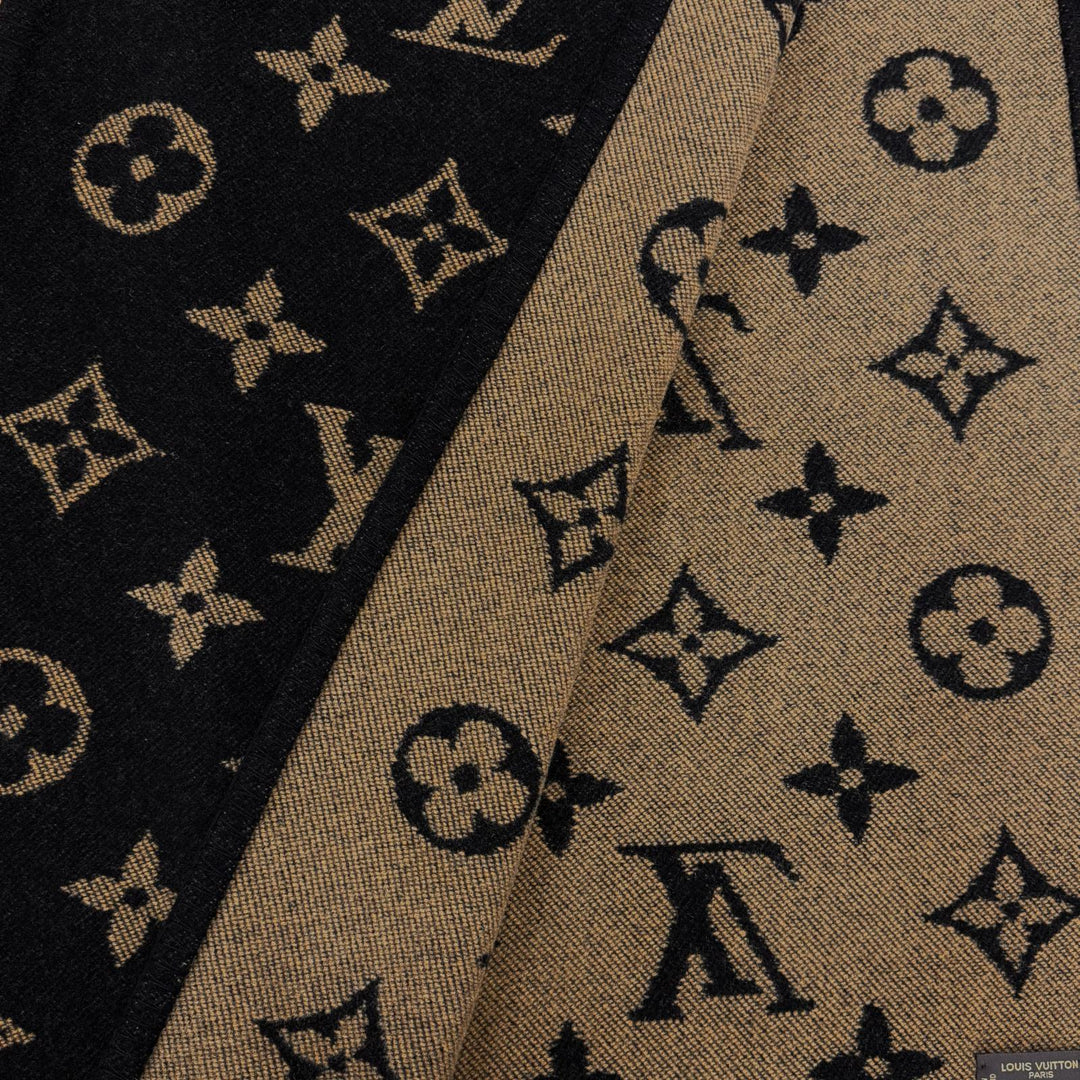 Great LOUIS VUITTON Other fashion goods black cashmere Women