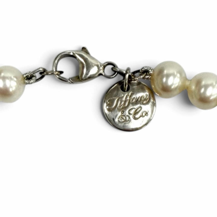 Great TIFFANY&Co. Necklace Pearl Necklace, Silver Clasp, 6-0.3"" white