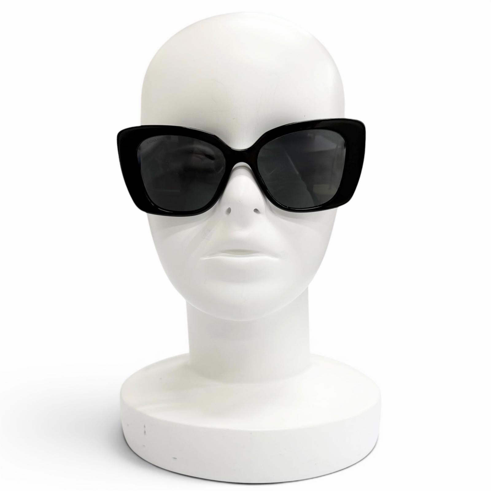 Very Good CHANEL sunglasses COCO Mark logo rhinestone black 5422-B