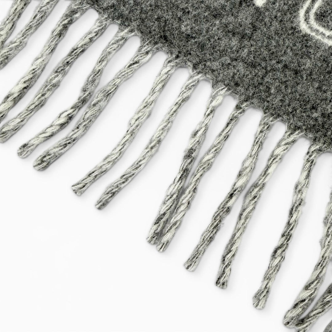 Pristine LOUIS VUITTON Scarf Muffler Monogram Shadow Large format Gris M79126
