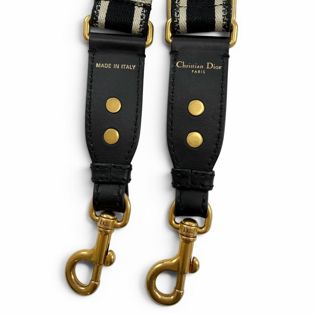 Very Good Christian Dior Shoulder strap Current product Embroidery S8553CBTE