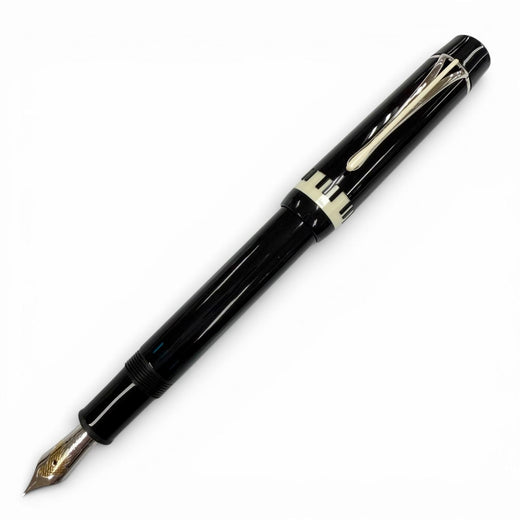 Excellent MONTBLANC fountain pen Donation Pen Herbert von Karajan black 18K mens