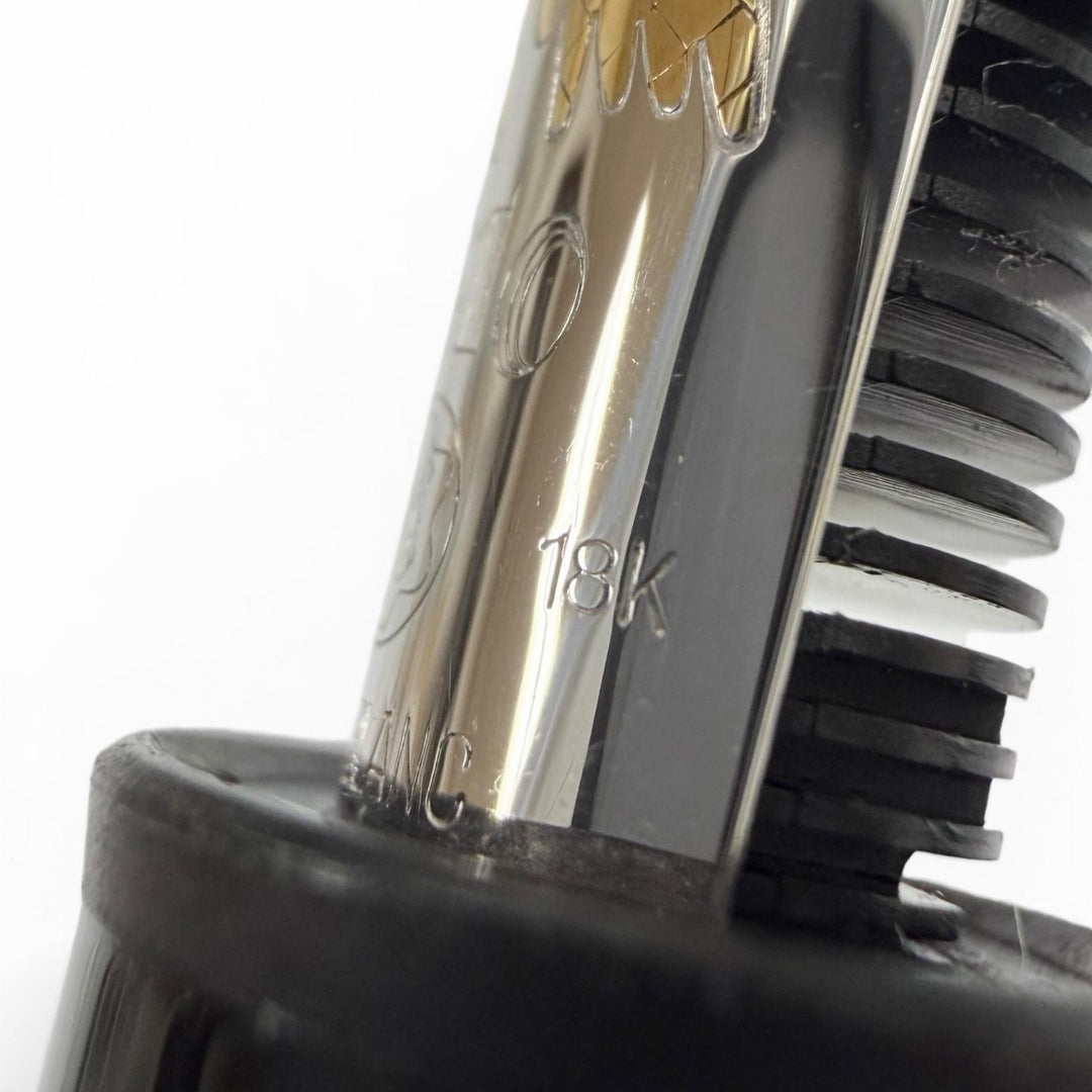 Excellent MONTBLANC fountain pen Donation Pen Herbert von Karajan black 18K mens