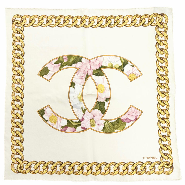 Pristine CHANEL scarf Cruise Collection Show Satin light beige silk Women