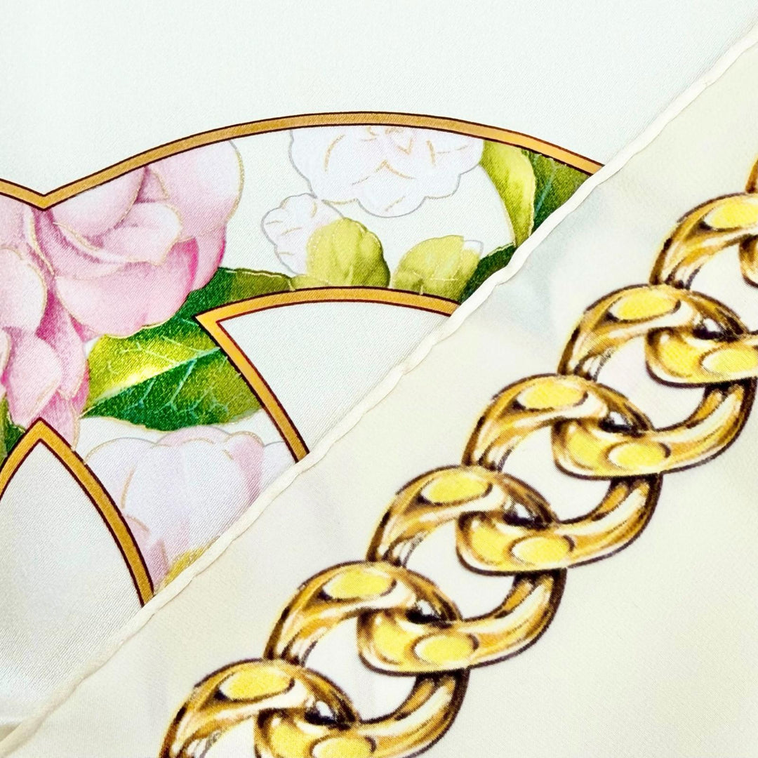 Pristine CHANEL scarf Cruise Collection Show Satin light beige silk Women