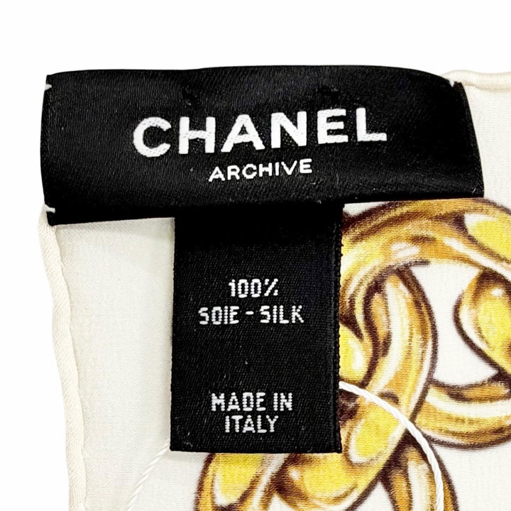 Pristine CHANEL scarf Cruise Collection Show Satin light beige silk Women