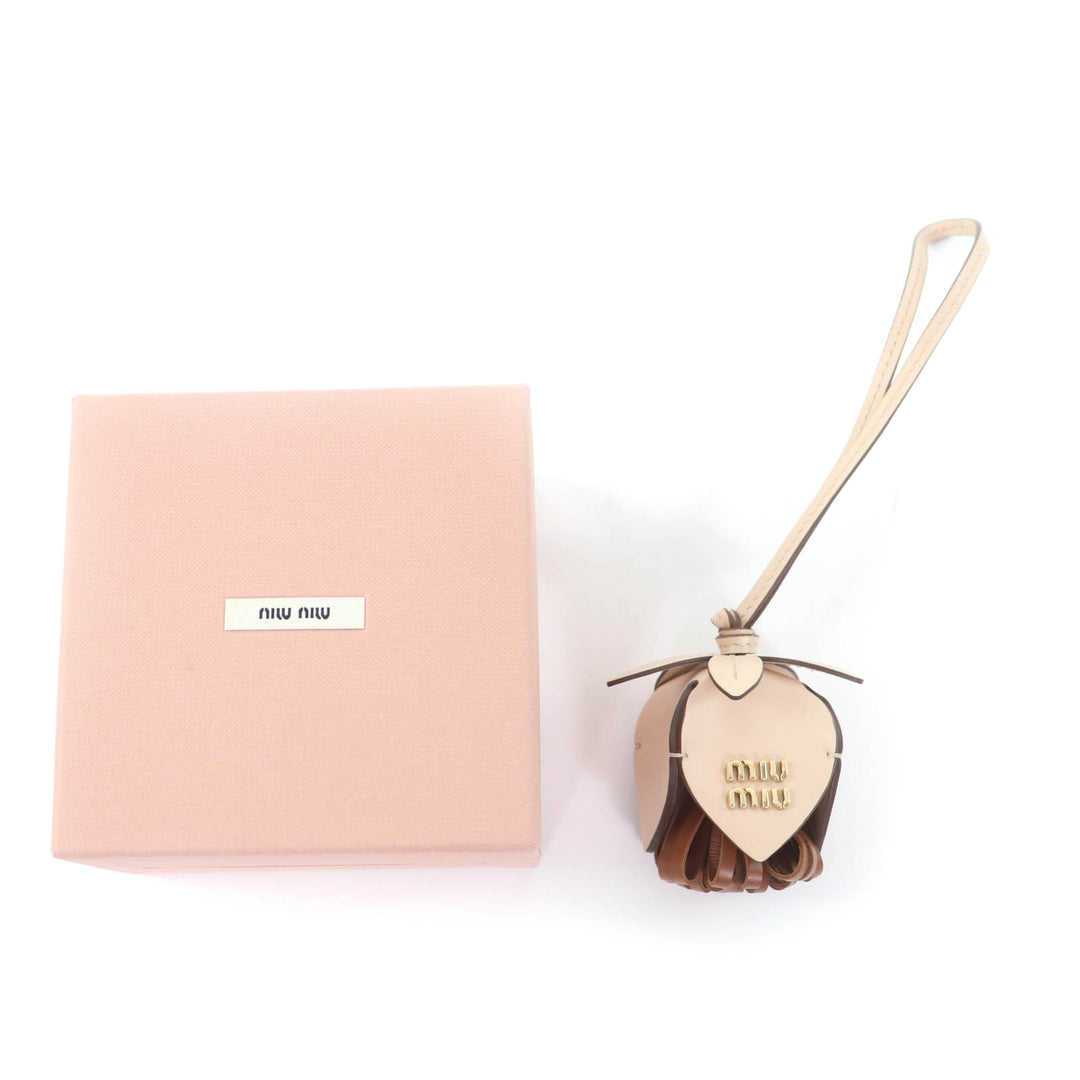 Pristine MIUMIU Bag charm Leather Trick Charm Logo Metal beige Women 5TL498