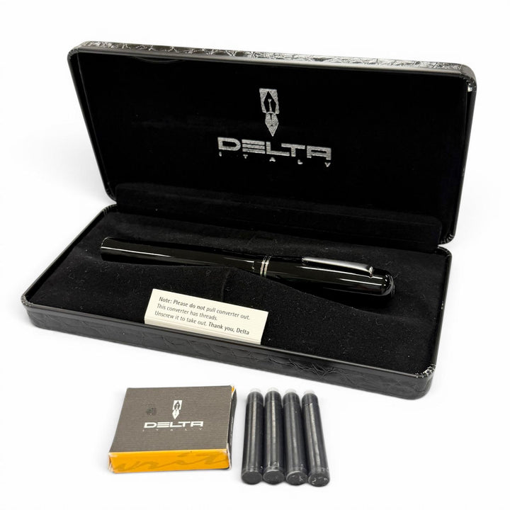 Excellent DELTA fountain pen black 18K mens 366