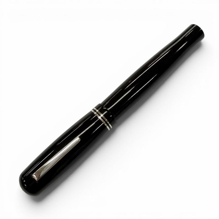 Excellent DELTA fountain pen black 18K mens 366