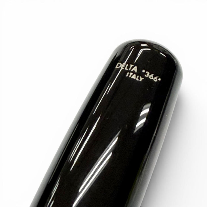 Excellent DELTA fountain pen black 18K mens 366