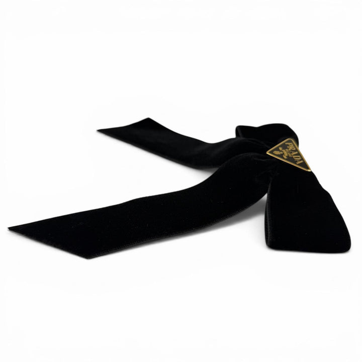 Great PRADA Valletta velvet hair clip Triangle logo black Women 1IF154