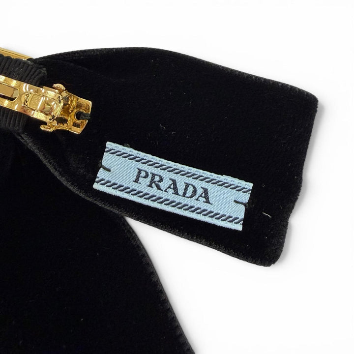 Great PRADA Valletta velvet hair clip Triangle logo black Women 1IF154